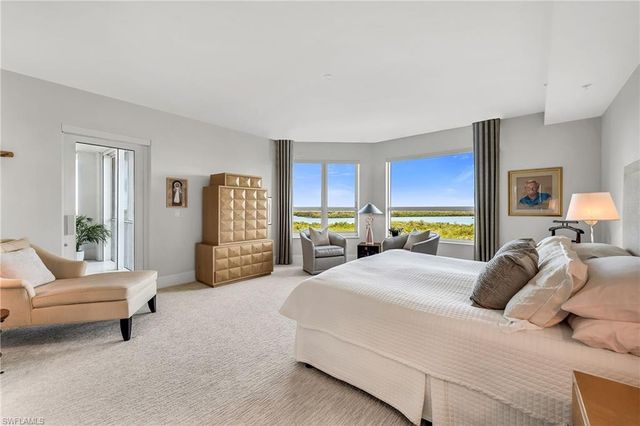 285 Grande WAY 503, Naples, FL 34110