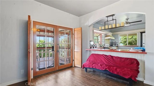 10568 Foothill, Sylmar, CA 91342