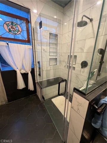 10568 Foothill, Sylmar, CA 91342