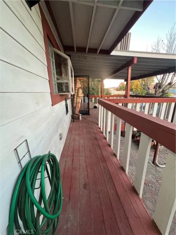 10568 Foothill, Sylmar, CA 91342