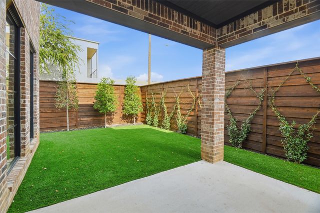 4929 Newmore Avenue, Dallas, TX 75209