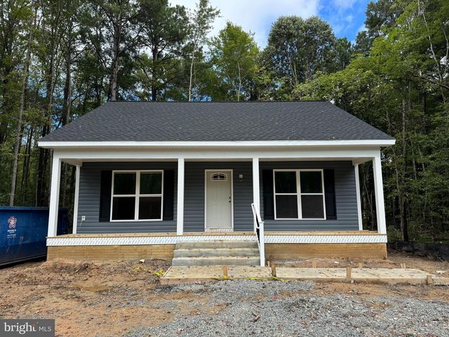 69 PINEWOOD LN, Colonial Beach, VA 22443