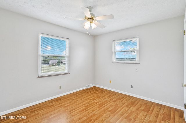 7518 Washington Pike, Corryton, TN 37721
