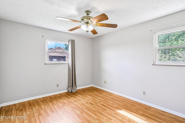 7518 Washington Pike, Corryton, TN 37721