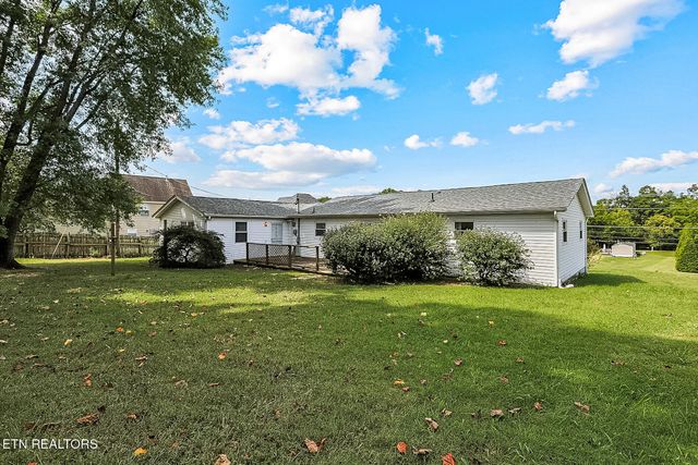 7518 Washington Pike, Corryton, TN 37721