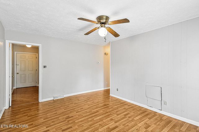 7518 Washington Pike, Corryton, TN 37721