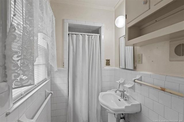 488 N Fayetteville Street, Parkton, NC 28371