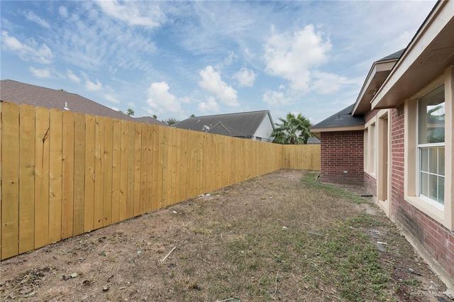 1507 Vatia Boulevard, Mission, TX 78572