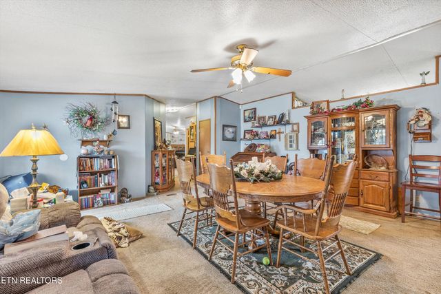 534 Old Stage Rd Off Rd, Dandridge, TN 37725