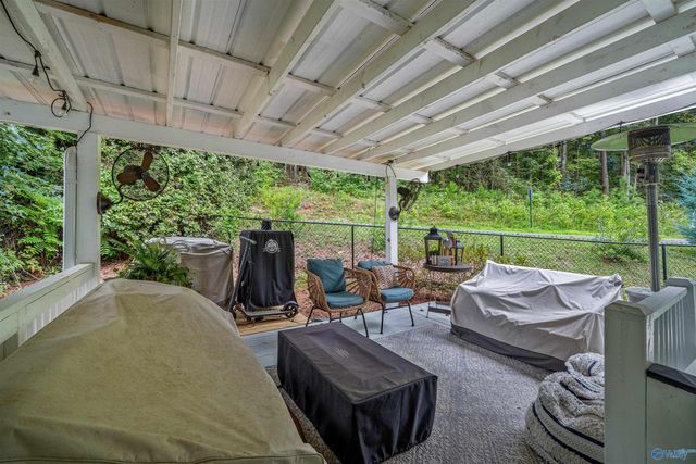 62 County Road 596, Leesburg, AL 35983