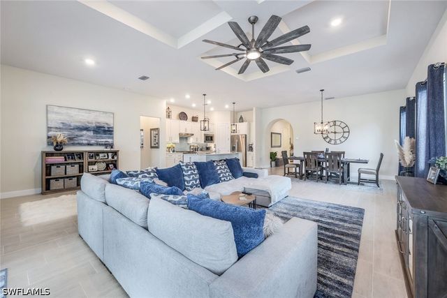 19200 Aqua Shore DR, Fort Myers, FL 33913