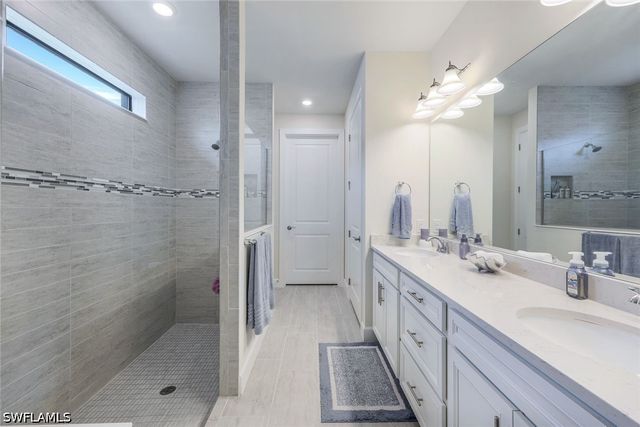19200 Aqua Shore DR, Fort Myers, FL 33913