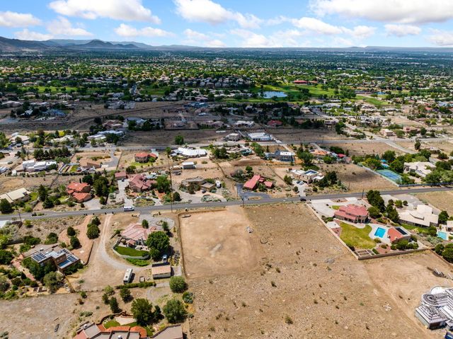 11407 San Rafael Avenue NE, Albuquerque, NM 87122