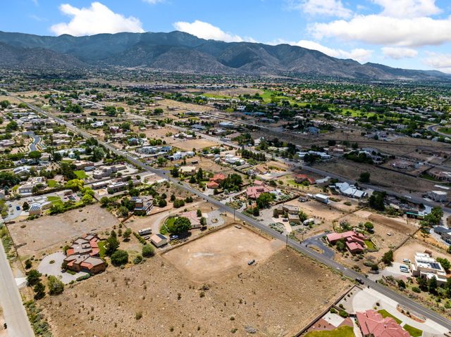 11407 San Rafael Avenue NE, Albuquerque, NM 87122