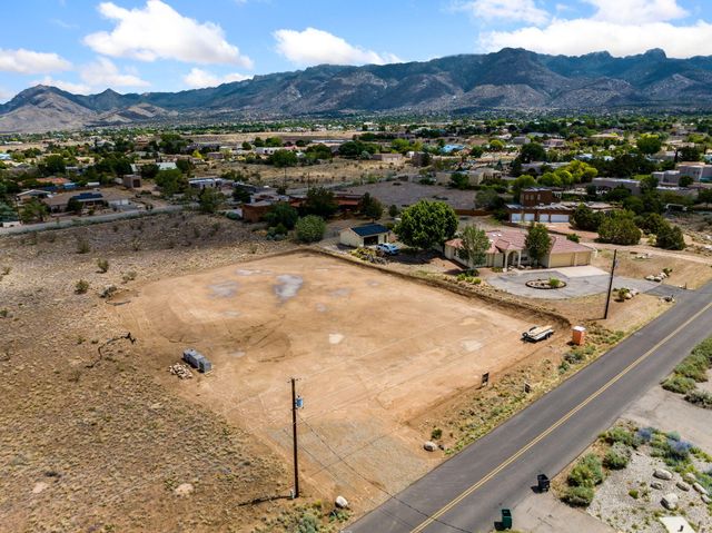 11407 San Rafael Avenue NE, Albuquerque, NM 87122