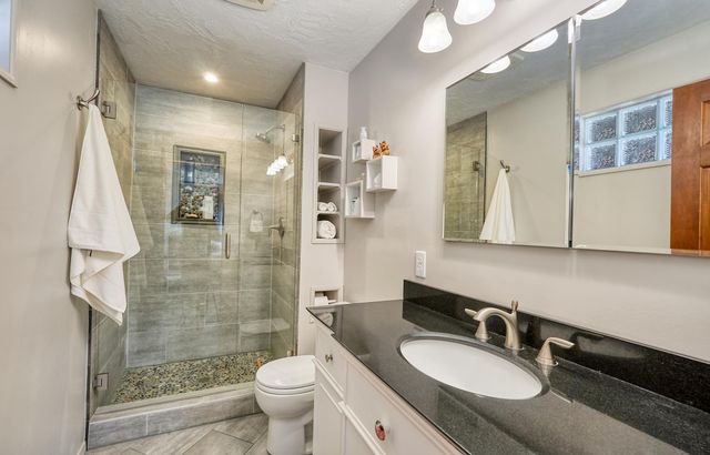 11230 48th Avenue N, Plymouth, MN 55442