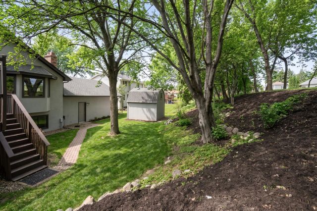 11230 48th Avenue N, Plymouth, MN 55442