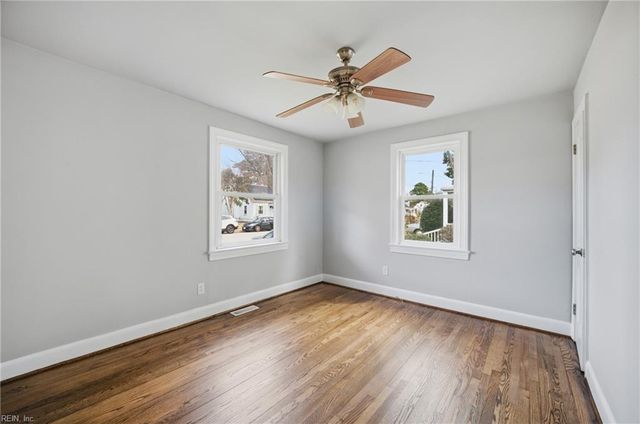 806 Wright AVE, Chesapeake, VA 23324