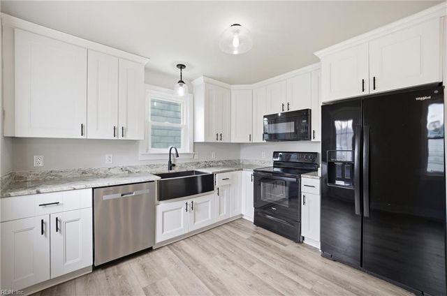 806 Wright AVE, Chesapeake, VA 23324