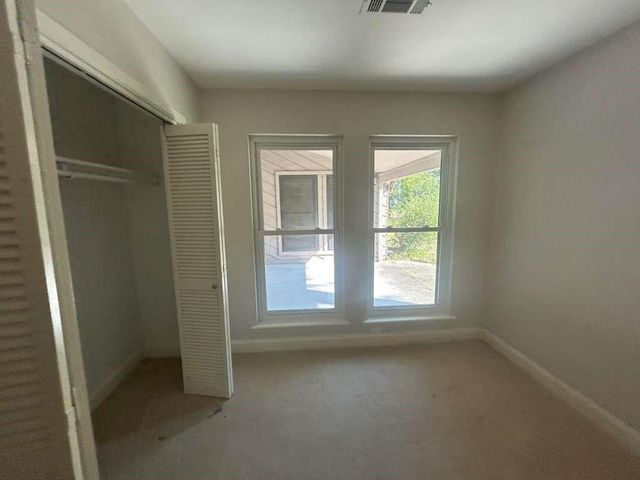 12 Windsor Court, Lufkin, TX 75901