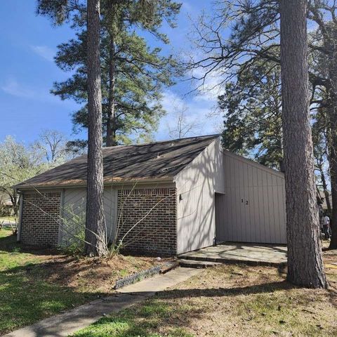 12 Windsor Court, Lufkin, TX 75901