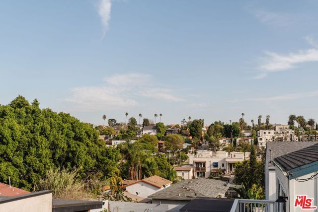 746 N Dillon Street, Los Angeles, CA 90026