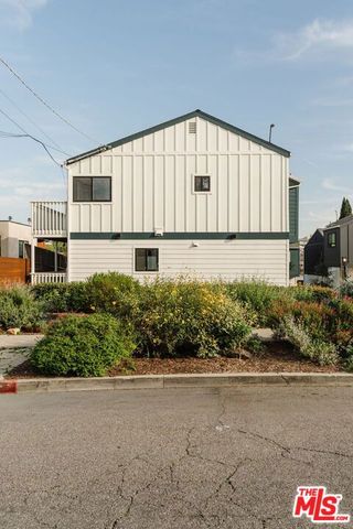 746 N Dillon Street, Los Angeles, CA 90026