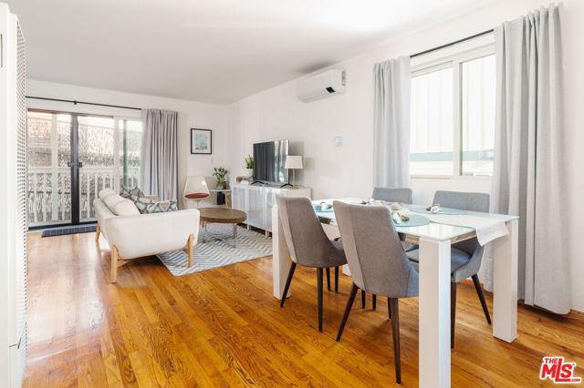 746 N Dillon Street, Los Angeles, CA 90026