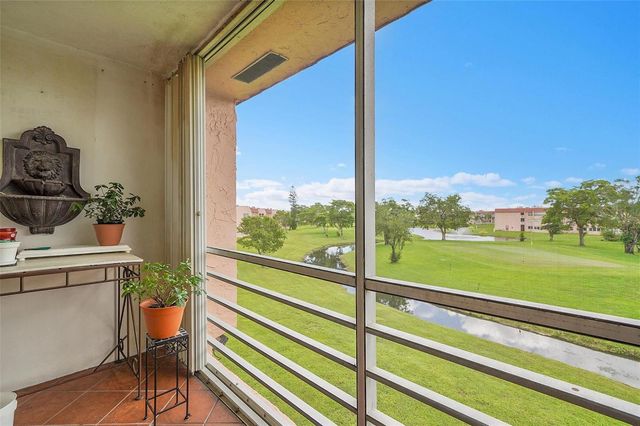 9481 Sunrise Lakes Boulevard 310, Sunrise, FL 33322