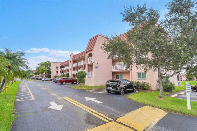 9481 Sunrise Lakes Boulevard 310, Sunrise, FL 33322