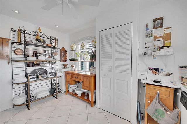 9481 Sunrise Lakes Boulevard 310, Sunrise, FL 33322