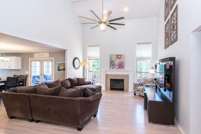 1241 Bicentennial Parkway, Pittsfield Charter Twp, MI 48108