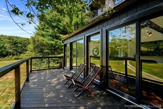 564 Hubbard Road, Killingly, CT 06239