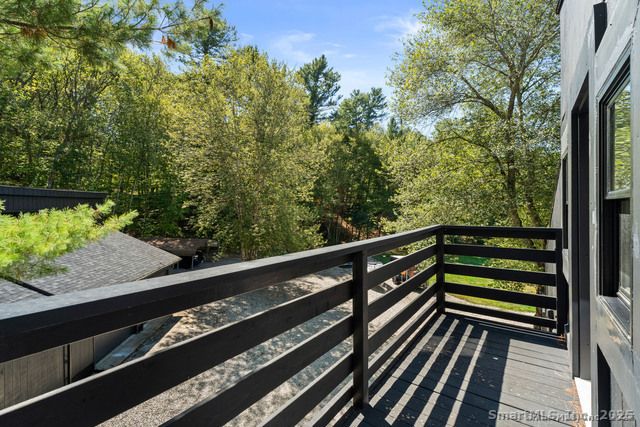 564 Hubbard Road, Killingly, CT 06239