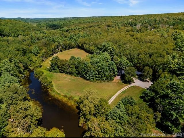 564 Hubbard Road, Killingly, CT 06239