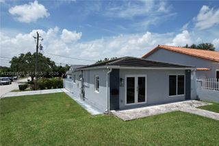 5941 Coral Way, Miami, FL 33155