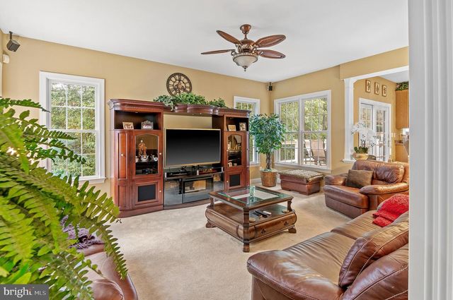 1536 WINFIELDS LN, Gambrills, MD 21054