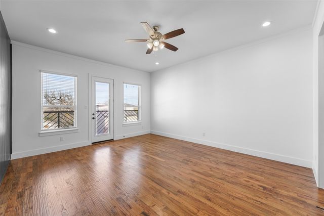 1320 Compton Street, Dallas, TX 75203