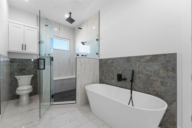 1320 Compton Street, Dallas, TX 75203