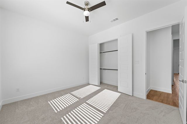 1320 Compton Street, Dallas, TX 75203