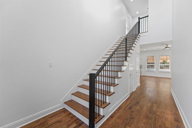 1320 Compton Street, Dallas, TX 75203