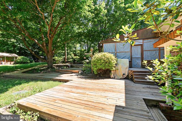 25701 WRIGHT RD, Damascus, MD 20872