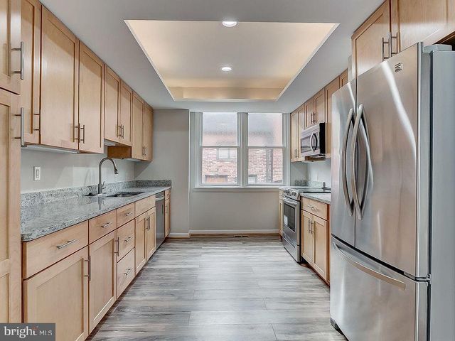 136 WELCOME ALY, Baltimore, MD 21201