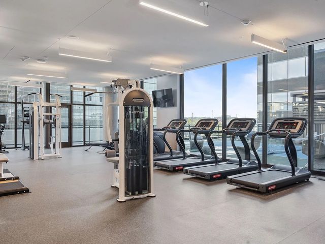 1212 Demonbreun St Apt 2102, Nashville, TN 37203