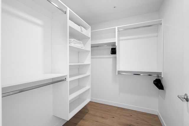 1212 Demonbreun St Apt 2102, Nashville, TN 37203