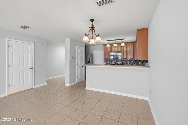 6700 BOWDEN Road 1004, Jacksonville, FL 32216