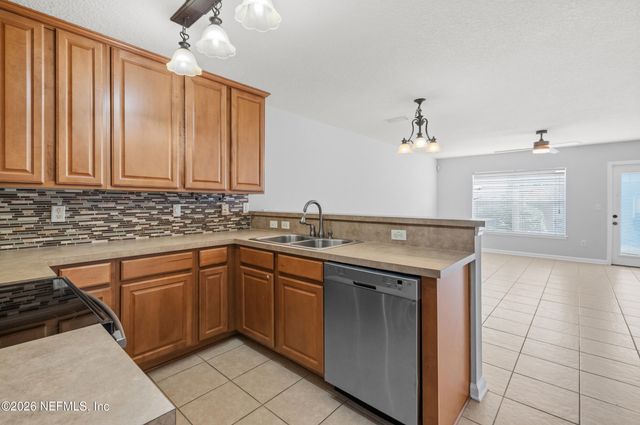 6700 BOWDEN Road 1004, Jacksonville, FL 32216