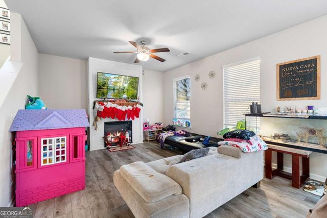201 Mcginnis Circle, Calhoun, GA 30701