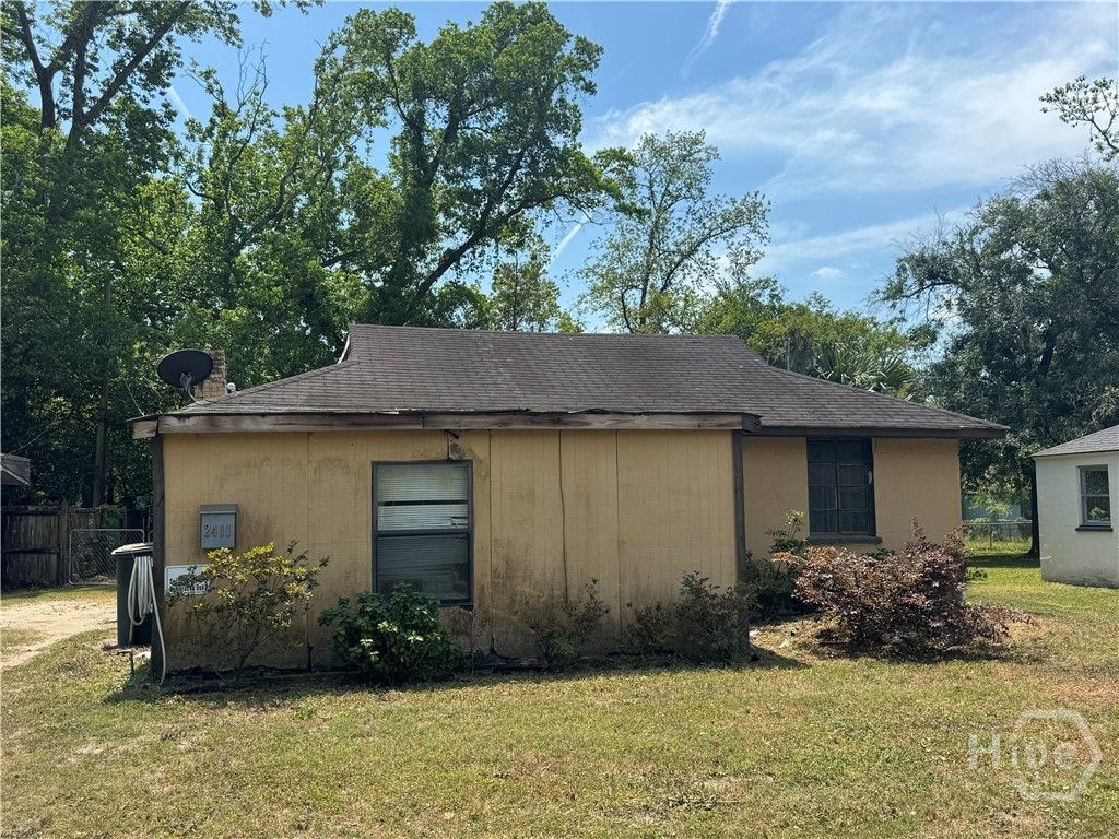 2411 New York Avenue, Savannah, GA 31404