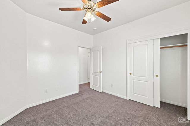 6605 Chinook Falls Drive, Bakersfield, CA 93312